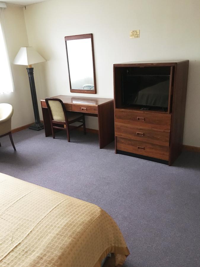 Village Motel Ellenville ภายนอก รูปภาพ